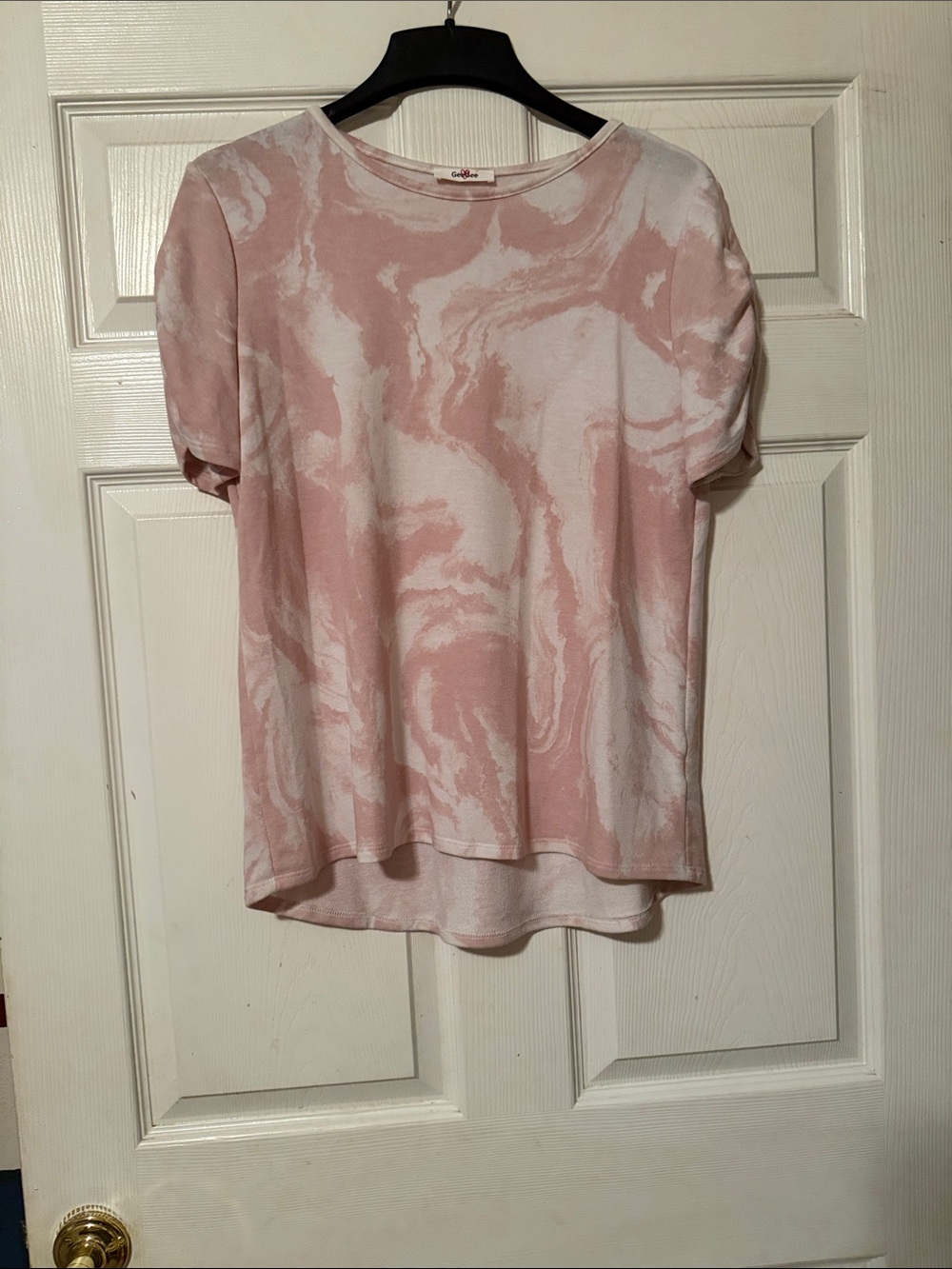 Marble-Print Short Sleeve Tee in Soft Pink